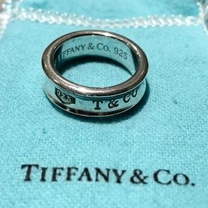 COPY - TIFFANY 1837 Medium